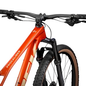 Alternative view of BICICLETAS TREK PROCALIBER 9.5 GEN 3 2025 / MTB / RED / RIN 29